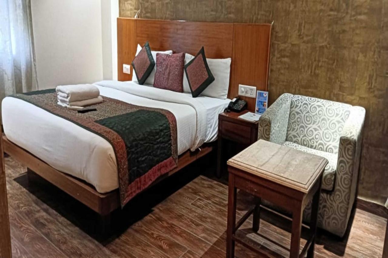 Hotel Lohias Delhi Airport Yeni Delhi Dış mekan fotoğraf